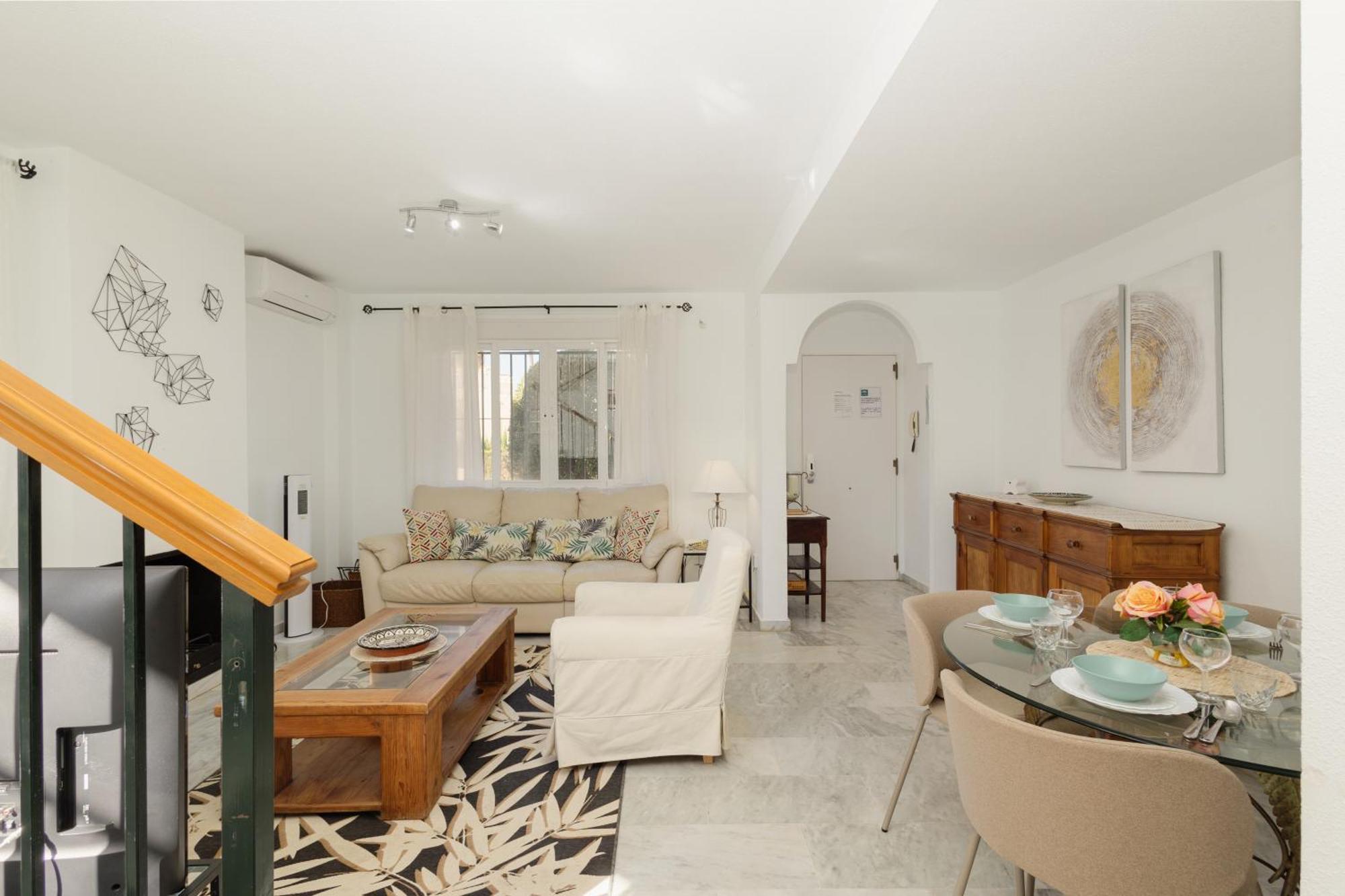 Beautiful Townhouse Walking Distance To The Beach In Costabella, Marbella Exterior foto